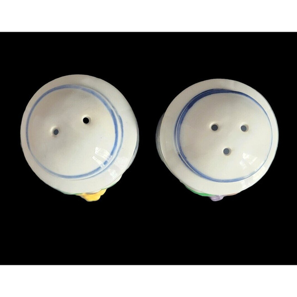 White Ceramic With Grapes & Colorful Dots Vintage Salt And Pepper Shakers - Picture 3 of 6